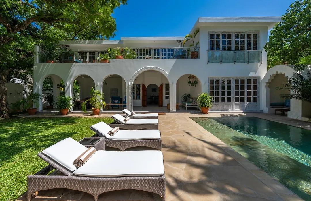 Nomad Beach Resort-1